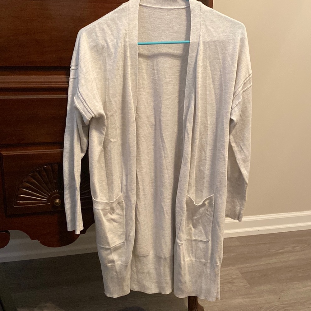 Women’s cardigan size M